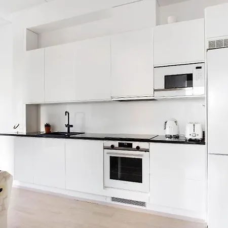Kolmio Keskuspuiston Laehellae Apartamento *